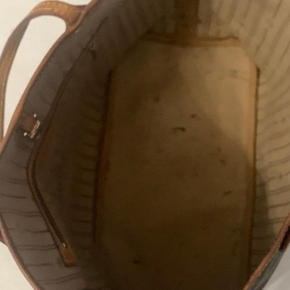 Authentic Louis Vuitton Neverfull MM - Picture 3 of 13
